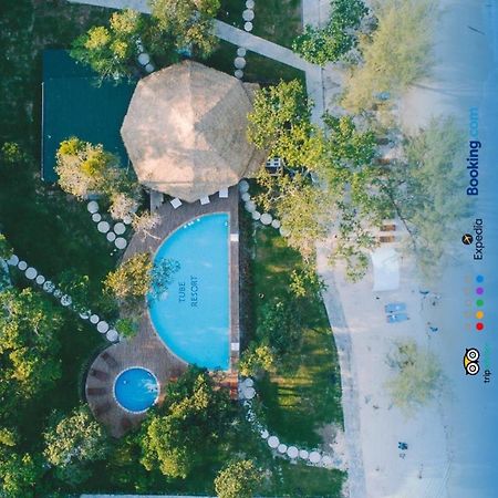 Tube Resort By Ehm Koh Rong Sanloem Exterior photo
