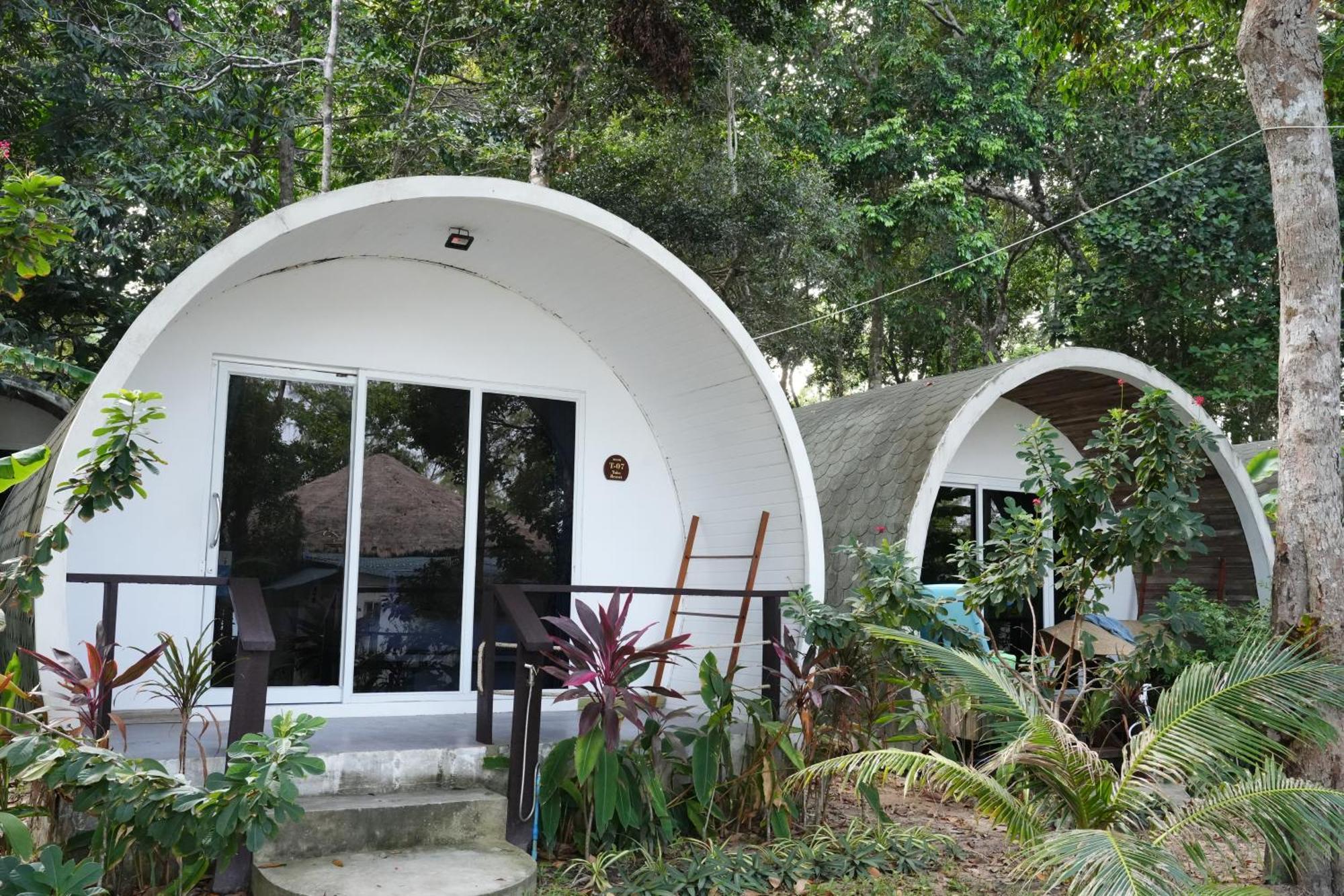 Tube Resort By Ehm Koh Rong Sanloem Exterior photo