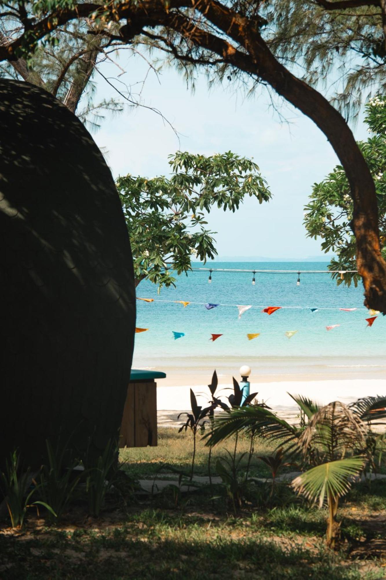 Tube Resort By Ehm Koh Rong Sanloem Exterior photo
