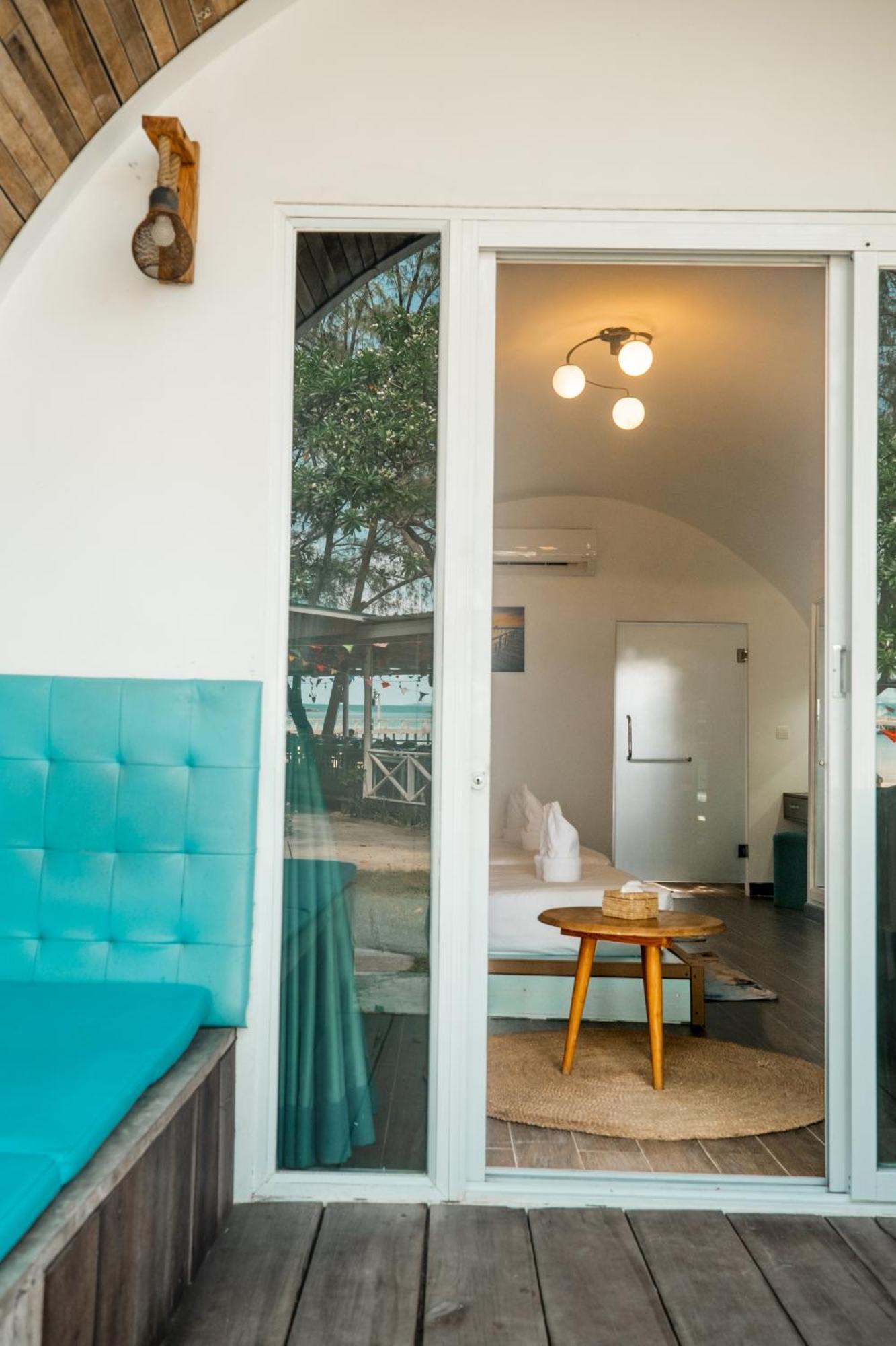 Tube Resort By Ehm Koh Rong Sanloem Exterior photo
