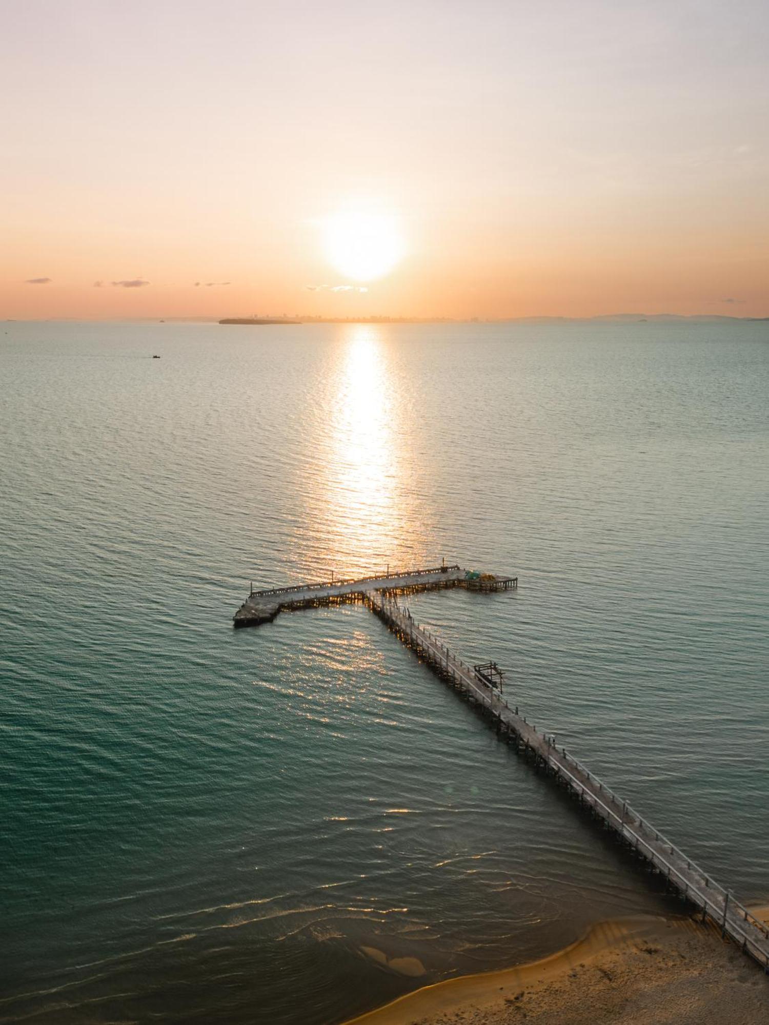 Tube Resort By Ehm Koh Rong Sanloem Exterior photo